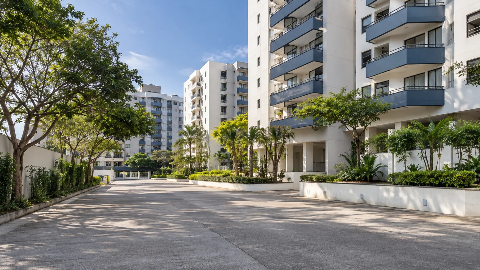 Imagem ilustrativa de edifícios residenciais, árvores e acesso pavimentado em um ambiente urbano brasileiro